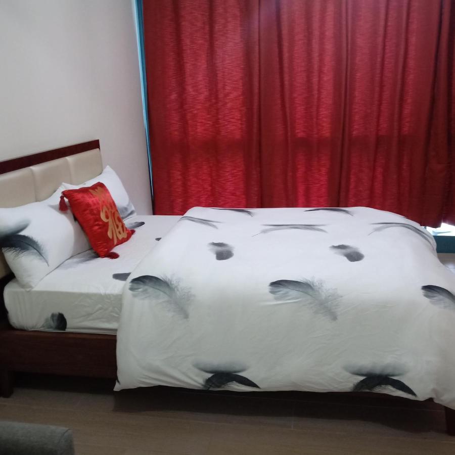One Uptown Opposite Of Grandhyatt Hotel Manila Taguig City Ngoại thất bức ảnh