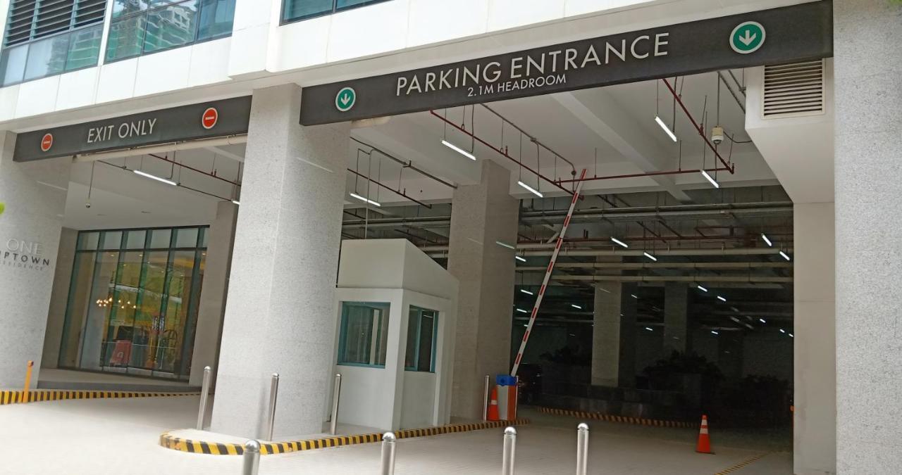 One Uptown Opposite Of Grandhyatt Hotel Manila Taguig City Ngoại thất bức ảnh